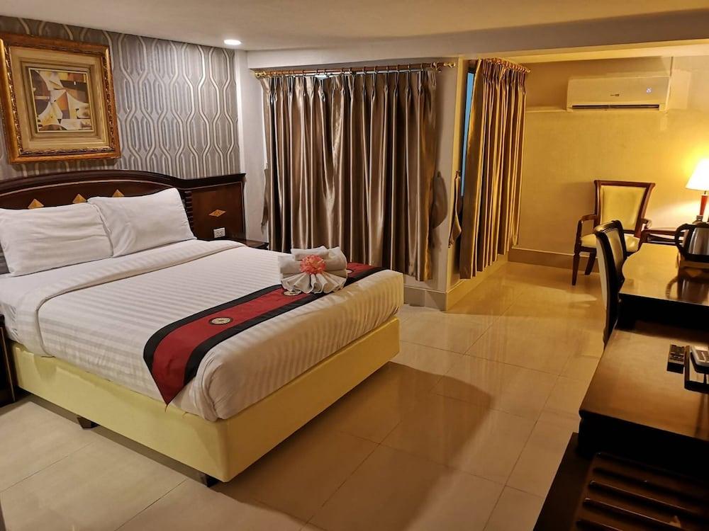 פאטאיה The Golden Ville Boutique Hotel And Spa מראה חיצוני תמונה